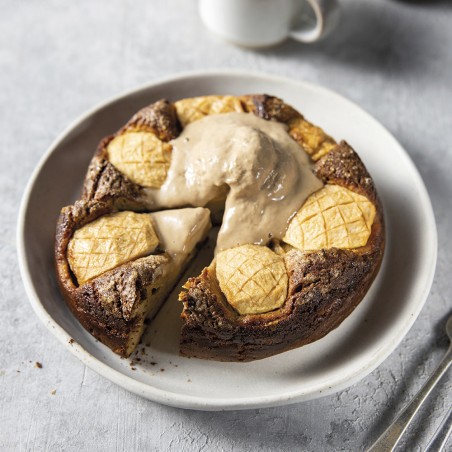 Apple pie with coffee and ice cream flavor