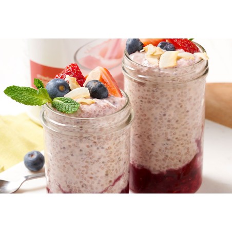 Pudding with Chia seeds and Forest Fruits